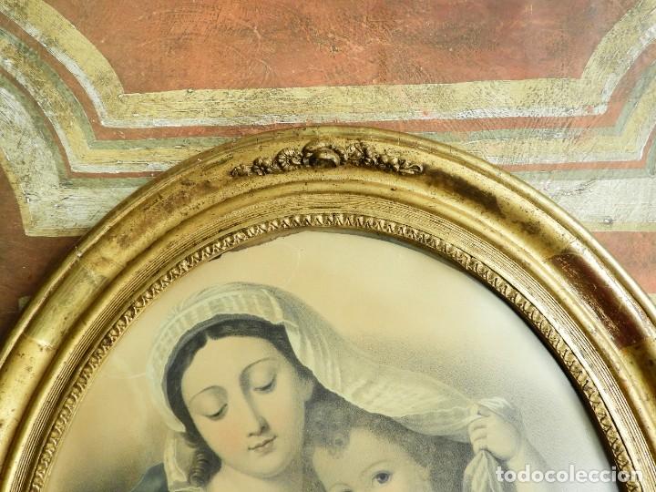 Antig&uuml;edades: CUADRO RELIGIOSO DE MADERA DORADA CON IMAGEN DE LA VIRGEN - Foto 3