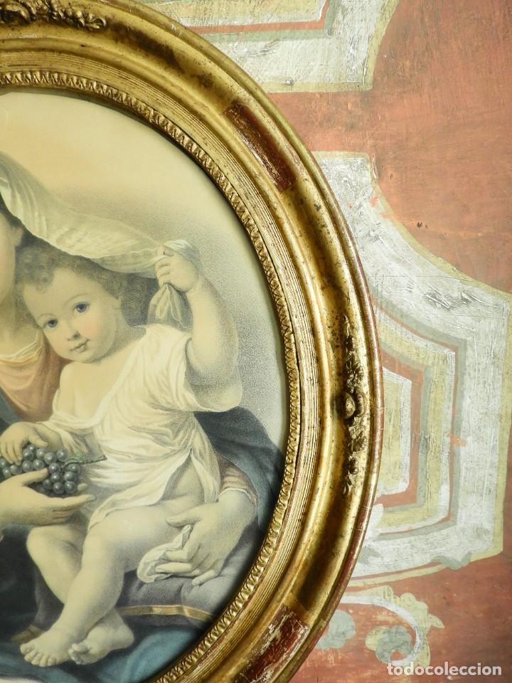 Antig&uuml;edades: CUADRO RELIGIOSO DE MADERA DORADA CON IMAGEN DE LA VIRGEN - Foto 5
