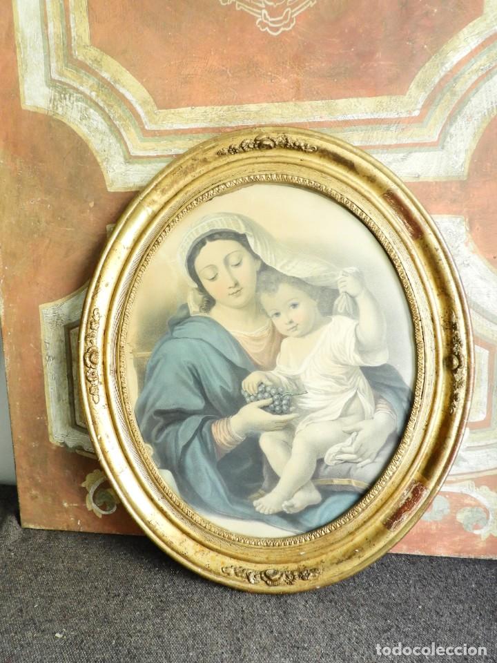 Antig&uuml;edades: CUADRO RELIGIOSO DE MADERA DORADA CON IMAGEN DE LA VIRGEN - Foto 8