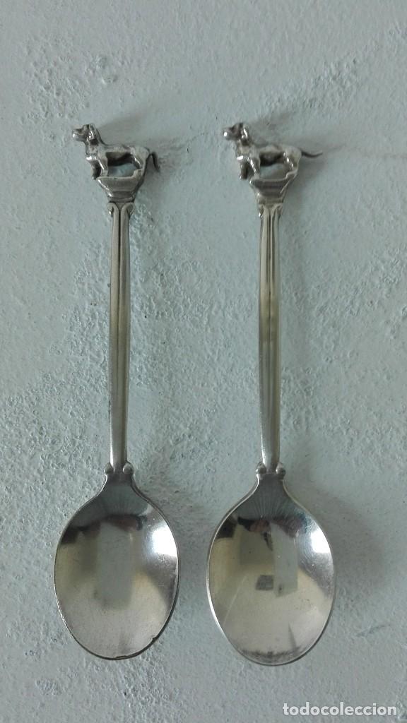 Antiquit&auml;ten: Pareja de cucharitas de caf&eacute; plaqu&eacute; en plata