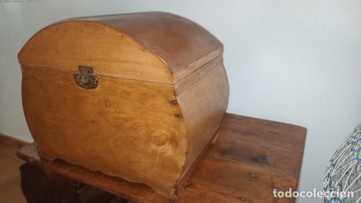 Antig&uuml;edades: 2 Cajas vintage de barriga - Foto 1