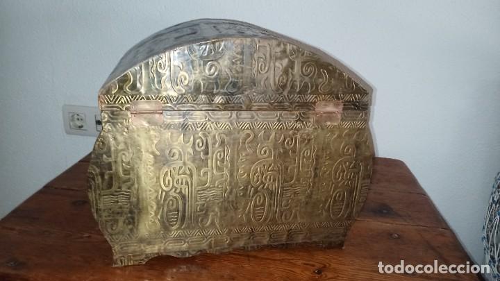 Antig&uuml;edades: 2 Cajas vintage de barriga - Foto 8
