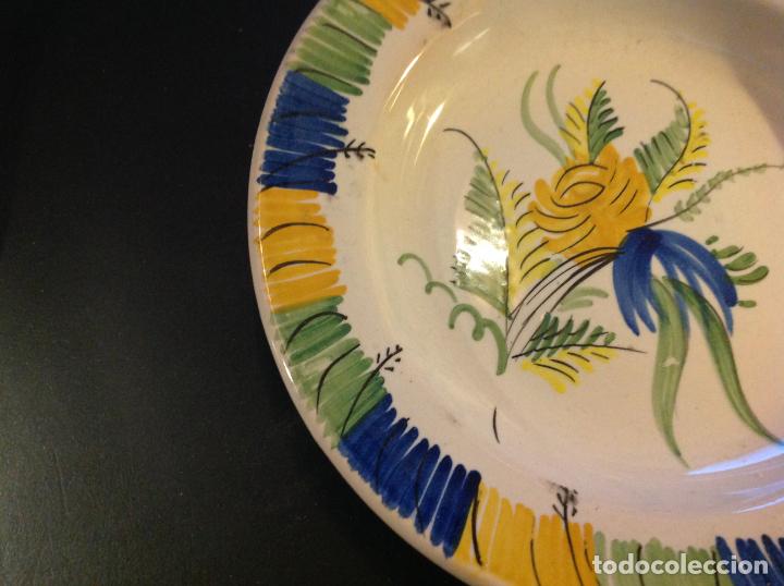 Antig&uuml;edades: plato de manises 23.5cm - Foto 3