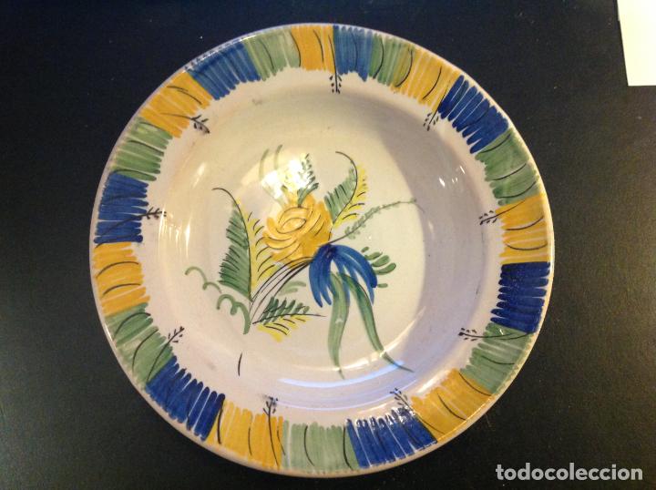 Antig&uuml;edades: plato de manises 23.5cm - Foto 1