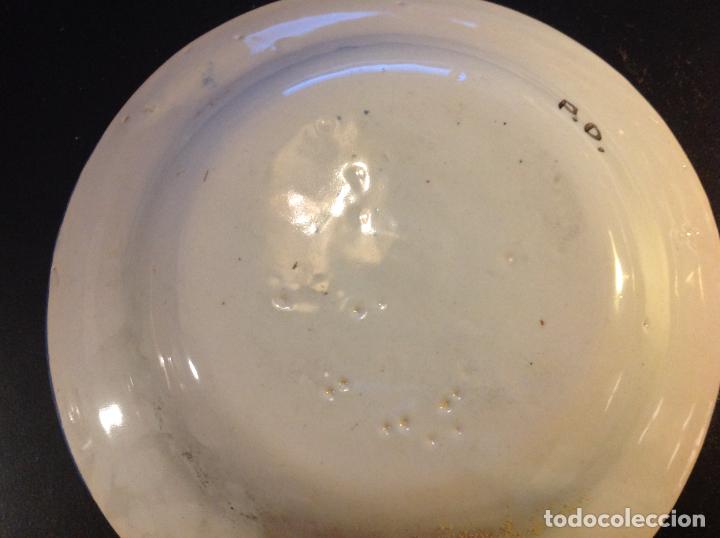 Antig&uuml;edades: plato de manises 23.5cm - Foto 3