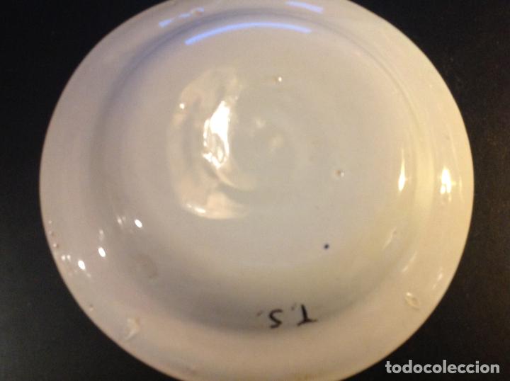 Antig&uuml;edades: plato de manises 23.5cm - Foto 3