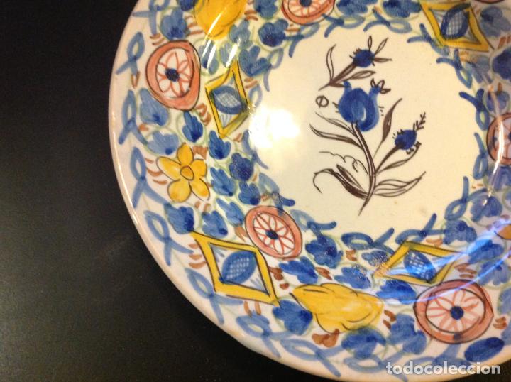 Antig&uuml;edades: plato de manises 23.5cm - Foto 4