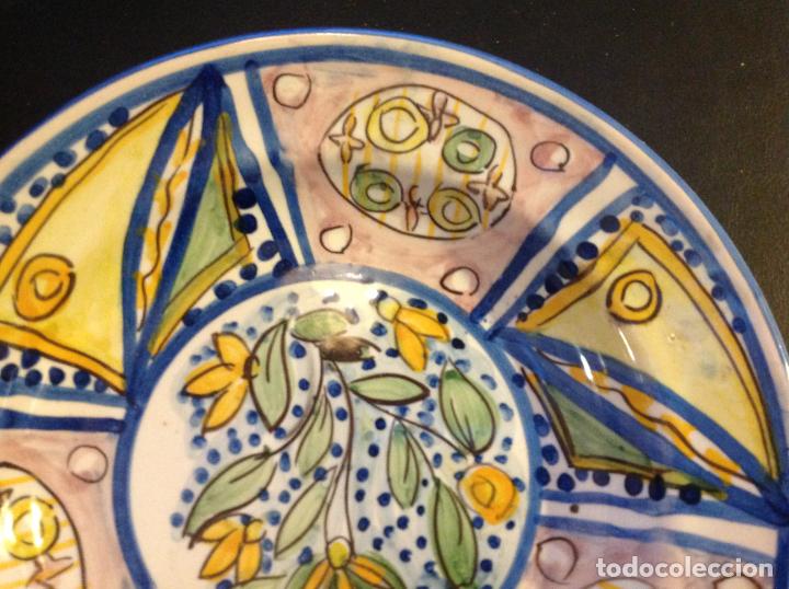 Antig&uuml;edades: plato de manises 23.5cm - Foto 2