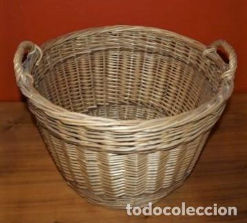 Antiquit&auml;ten: Cesta de mimbre con asas