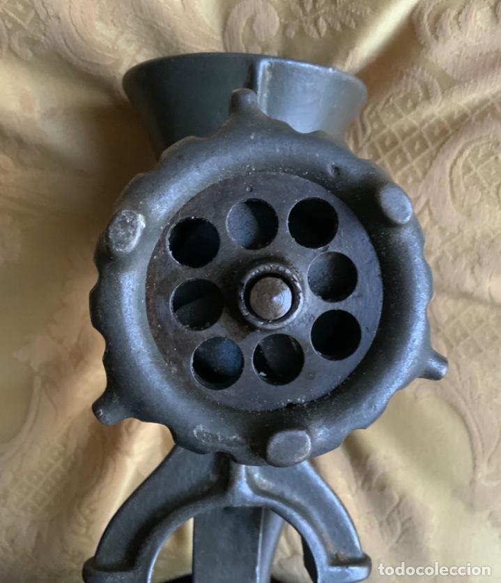 Antig&uuml;edades: ANTIGUA PICADORA ELMA 5 - Foto 6