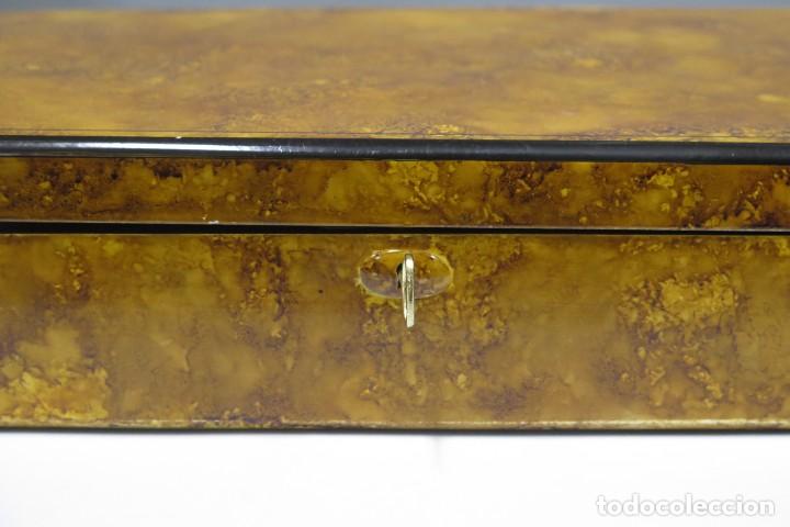 Antig&uuml;edades: CAJA LACADA. SIGLO XX - Foto 4
