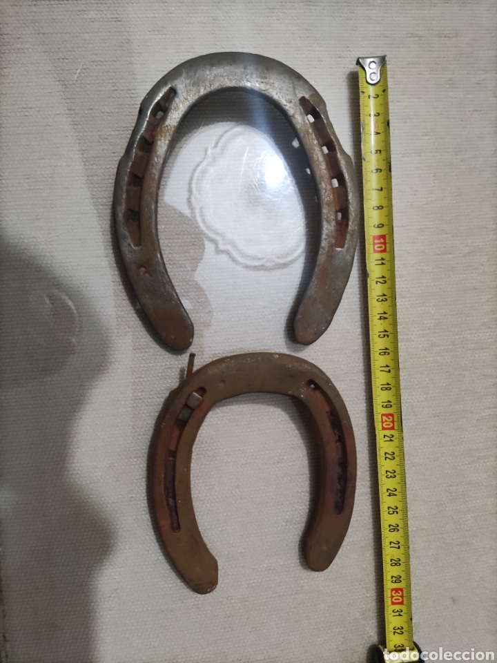 Antig&uuml;edades: 2 Herraduras antiguas. - Foto 3