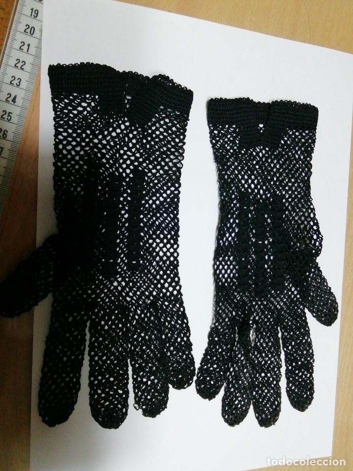 Antig&uuml;edades: *GUANTES. (Rf:386/*) - Foto 1