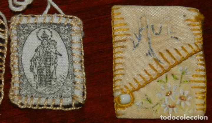 Antig&uuml;edades: ANTIGUO ESCAPULARIO DE LA VIRGEN DEL CARMEN, MIDE 3 X 2,2 CMS. - Foto 3