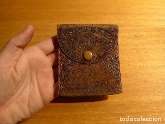 Antig&uuml;edades: Antigua cartera de cuero del banco hispano colonial, original, principios siglo XX.