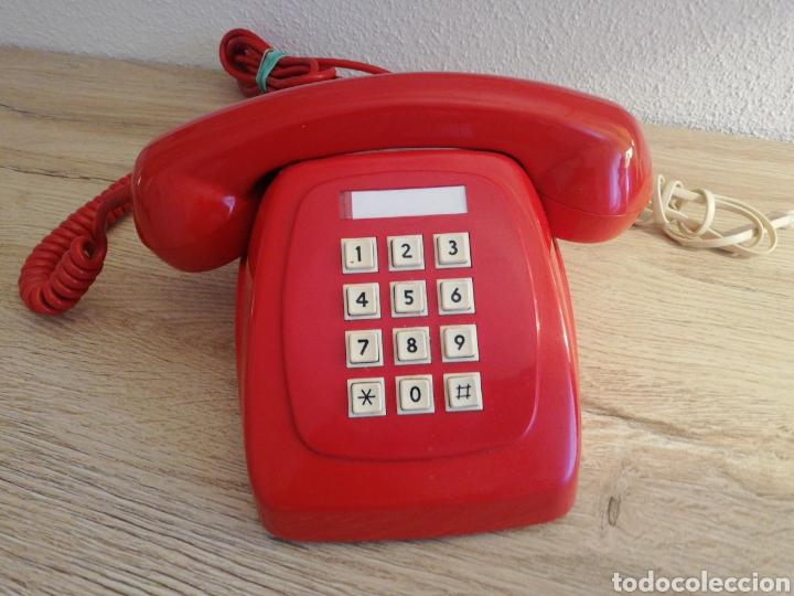 Antiques: TODO UN CLASICO RETRO VITANGE ORIGINAL TELEFONO ROJO DE TECLADO ECUALIZADO AMPER RADIO MADRID
