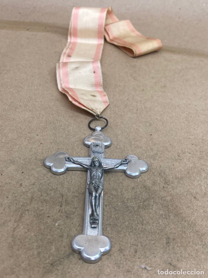 Antig&uuml;edades: Cruz de metal - Foto 1