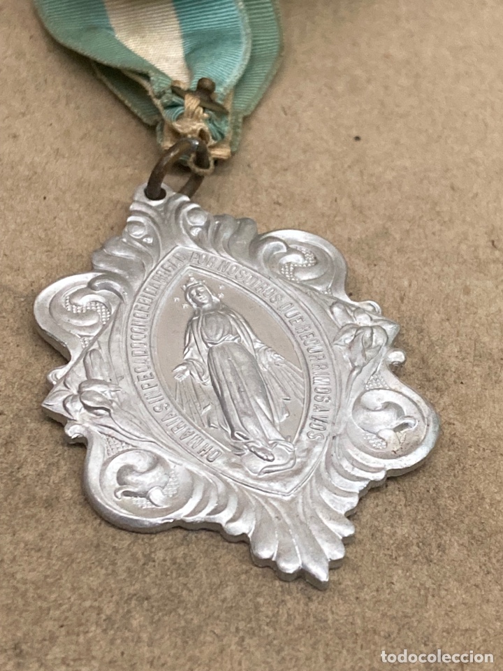 Antig&uuml;edades: Medalla religiosa - Foto 2