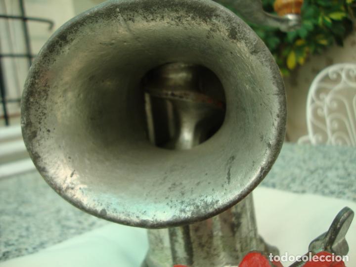 Antig&uuml;edades: maquinas para picar y moler - Foto 4