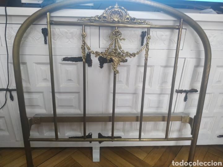 Antig&uuml;edades: Cama de bronce - Foto 3