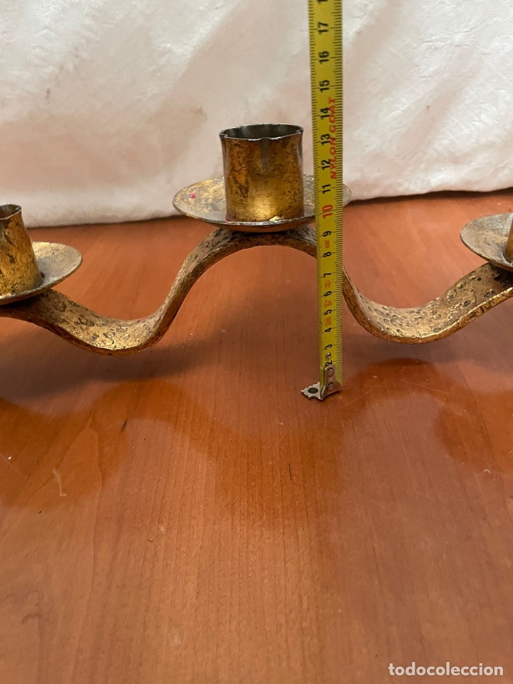 Antig&uuml;edades: Candelabro de metal antiguo - Foto 3