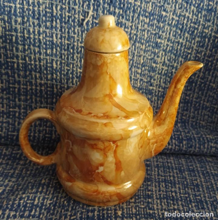 Antig&uuml;edades: Tetera de porcelana - Foto 1
