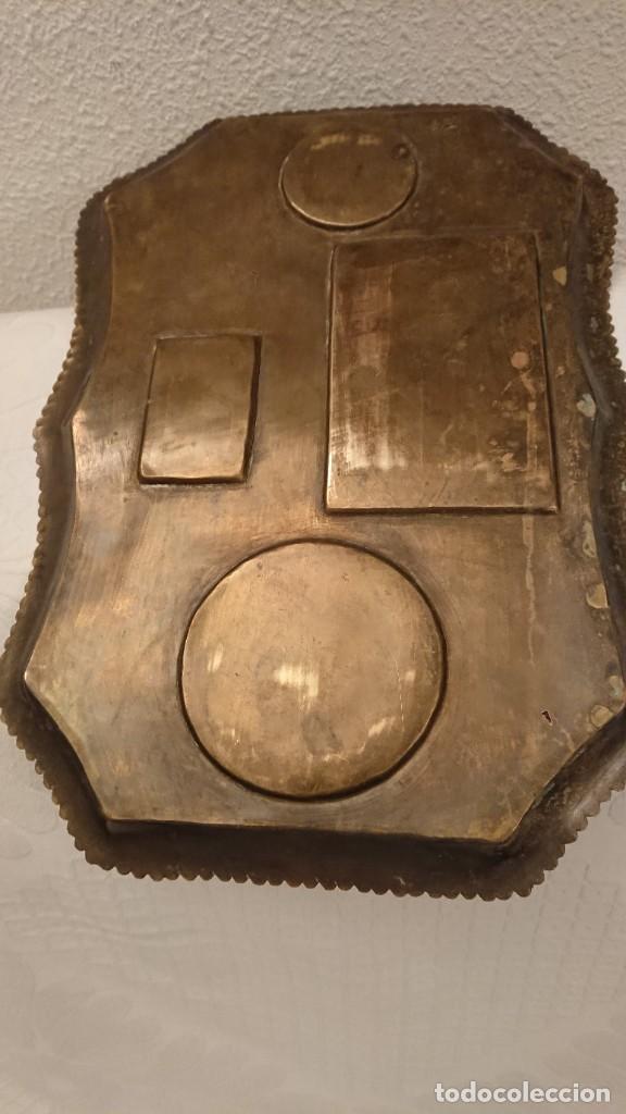 Antig&uuml;edades: BANDEJA DE LATON ESMALTADA - Foto 12