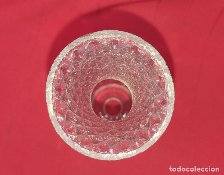 Antig&uuml;edades: CUELLO DE L&Aacute;MPARA DE CRISTAL - Foto 4