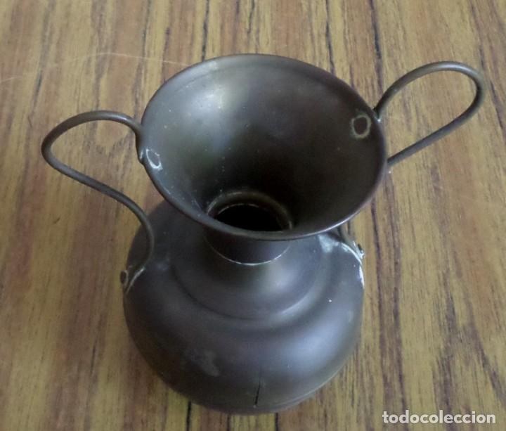 Antig&uuml;edades: JARRON LATON CON ASAS - Foto 3