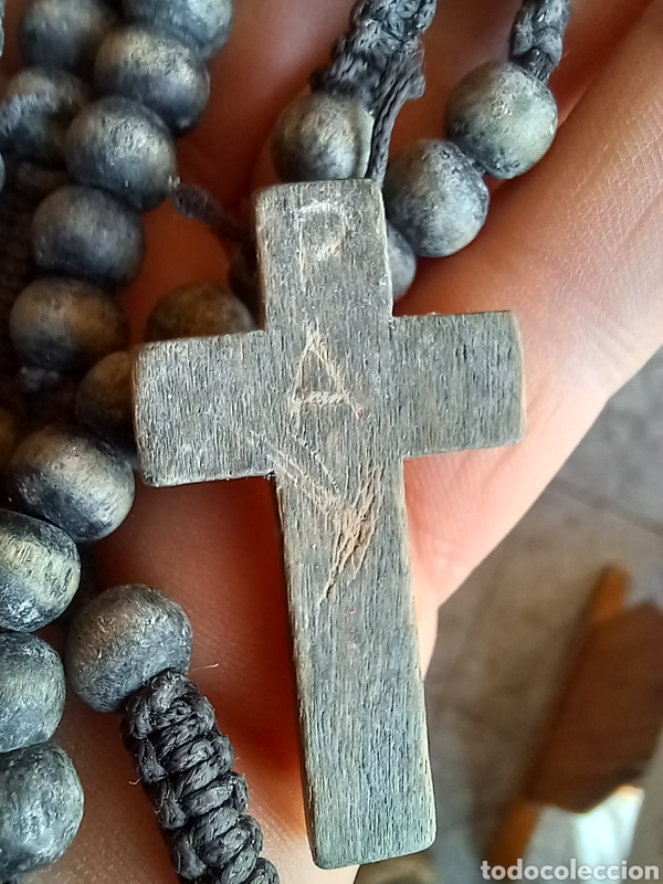 Antig&uuml;edades: ANTIGUO ROSARIO EN CUERDA Y MADERA - Foto 3