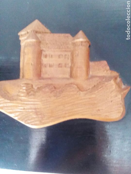 Antig&uuml;edades: Cuadro de madera de un castillo - Foto 2