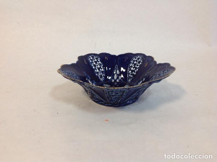 Antig&uuml;edades: Centrito de porcelana esmaltada - Foto 2