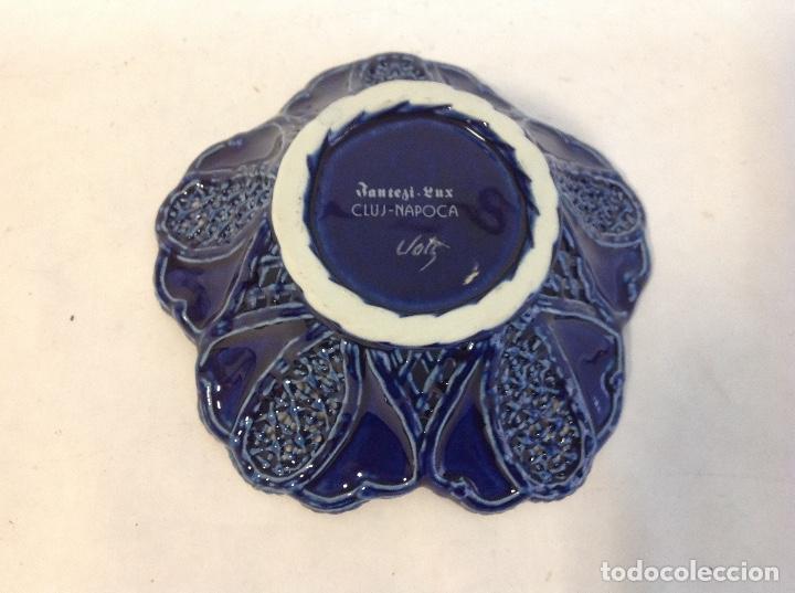 Antig&uuml;edades: Centrito de porcelana esmaltada - Foto 3