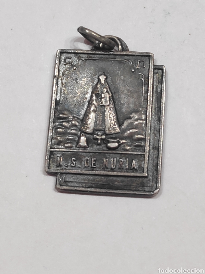 Antig&uuml;edades: Medalla N.S Nuria - Foto 1