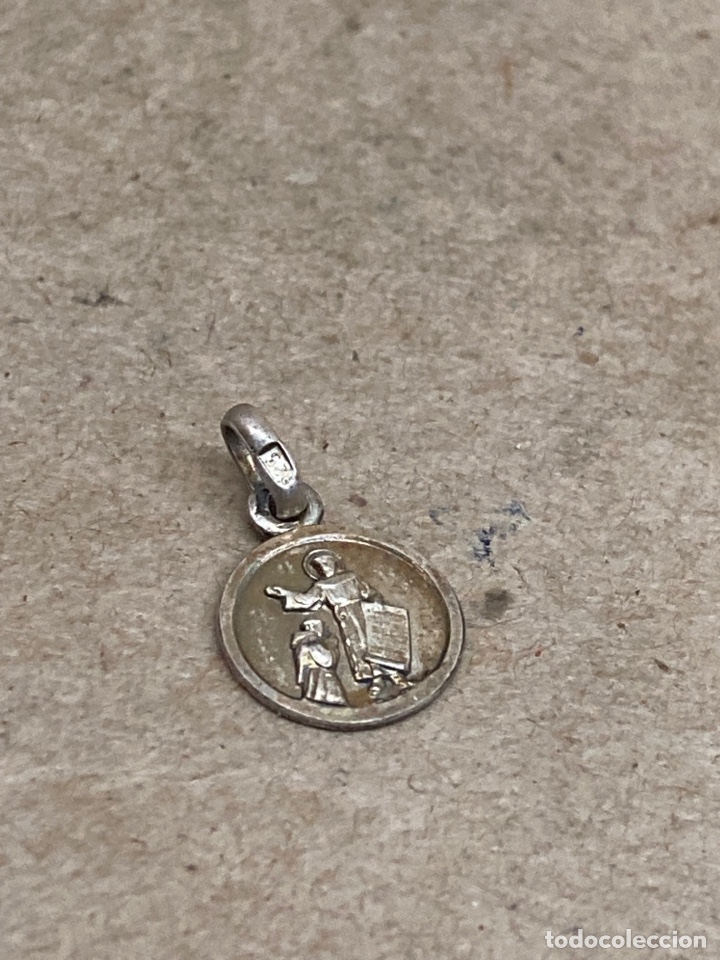 Antig&uuml;edades: Medalla religiosa de plata - Foto 1