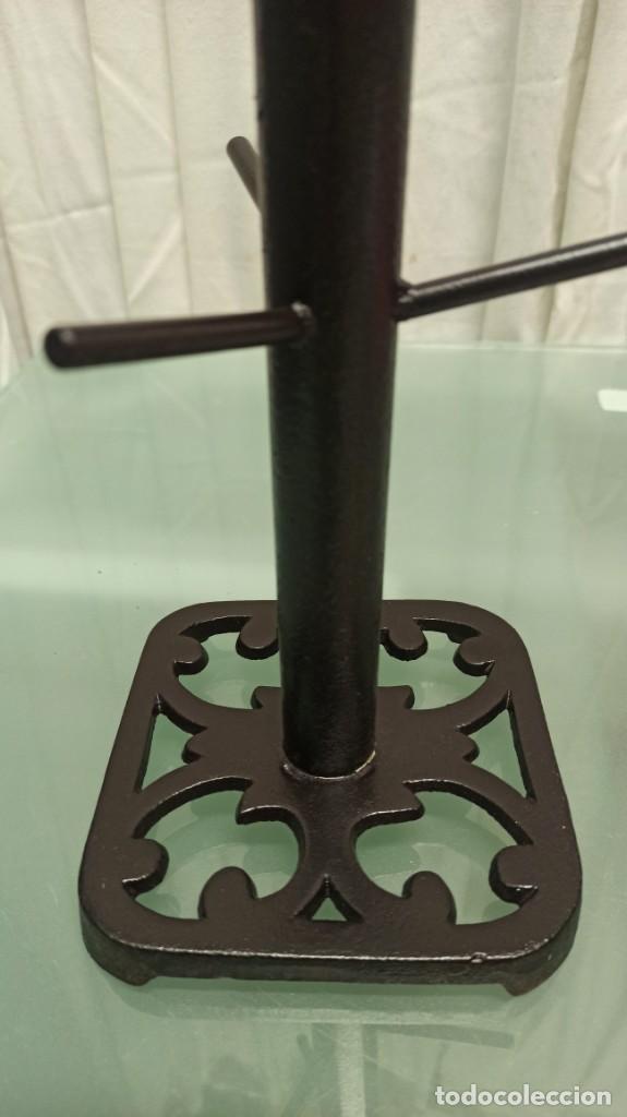 Antig&uuml;edades: SOPORTE HIERRO PARA TAZAS - Foto 2