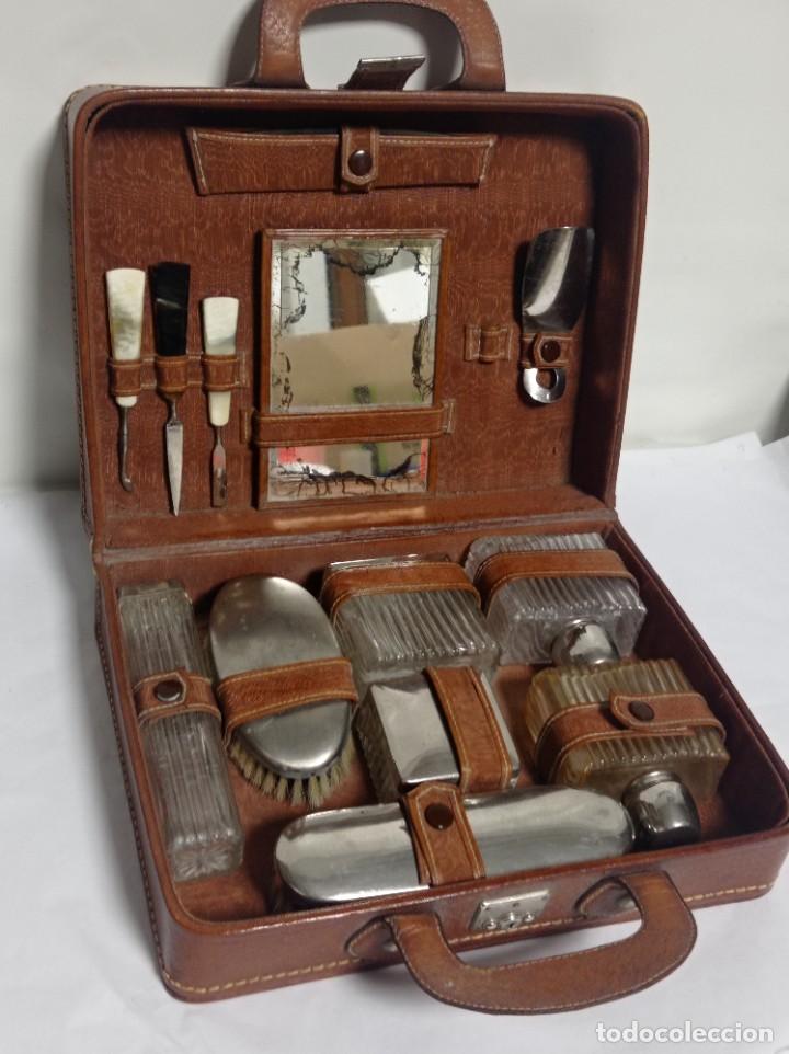 antiguo maletín neceser de viaje maleta de piel - Comprar Moda Antigua de  Hombre en todocoleccion - 318547083