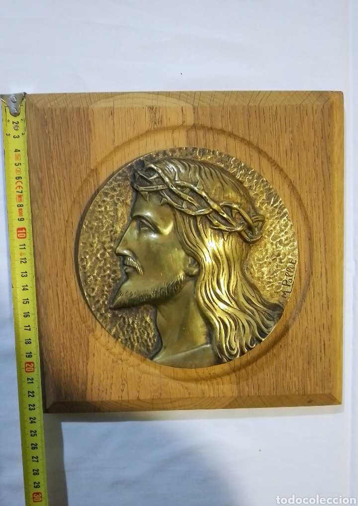 Antiguidades: CUADRO O METOPA RELIGIOSA DE BRONCE DE M.POLLET