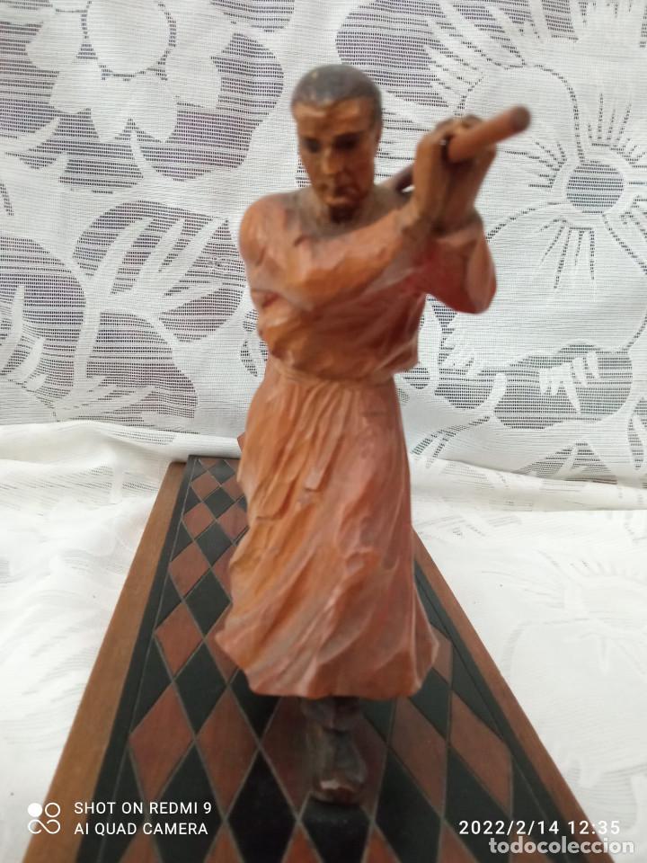 Antig&uuml;edades: Figuras de madera - Foto 3