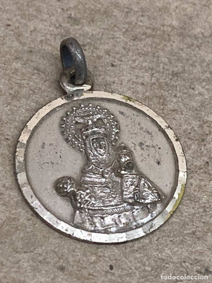 Antig&uuml;edades: Medalla de plata religiosa - Foto 1