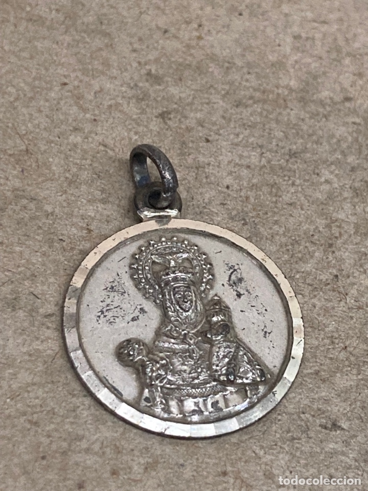 Antig&uuml;edades: Medalla de plata religiosa - Foto 1