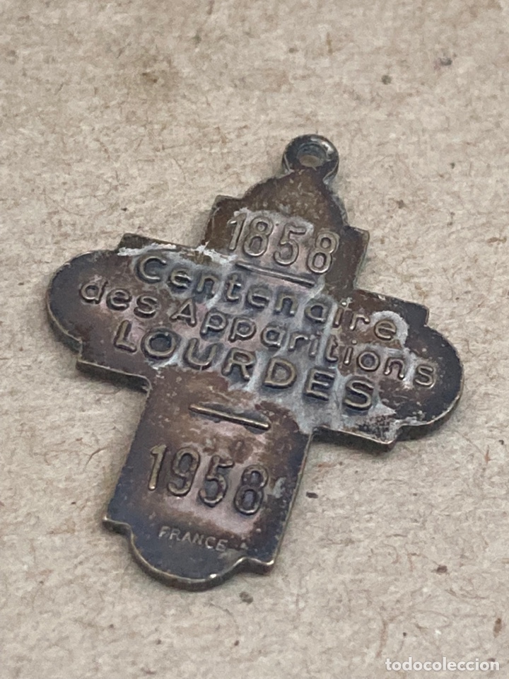 Antig&uuml;edades: Cruz de metal - Foto 2