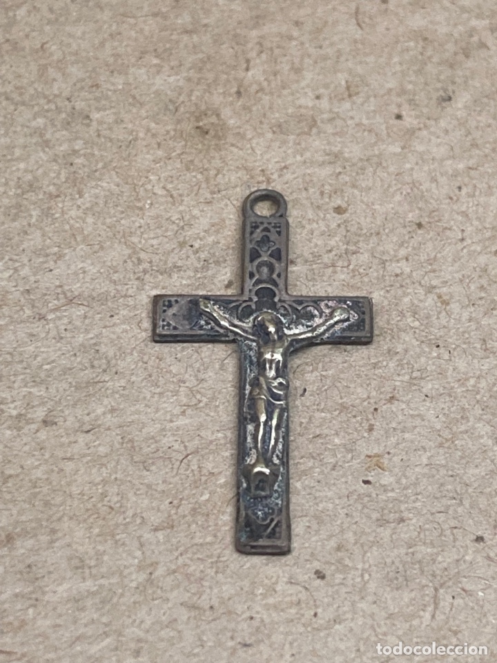 Antig&uuml;edades: Cruz de metal - Foto 1