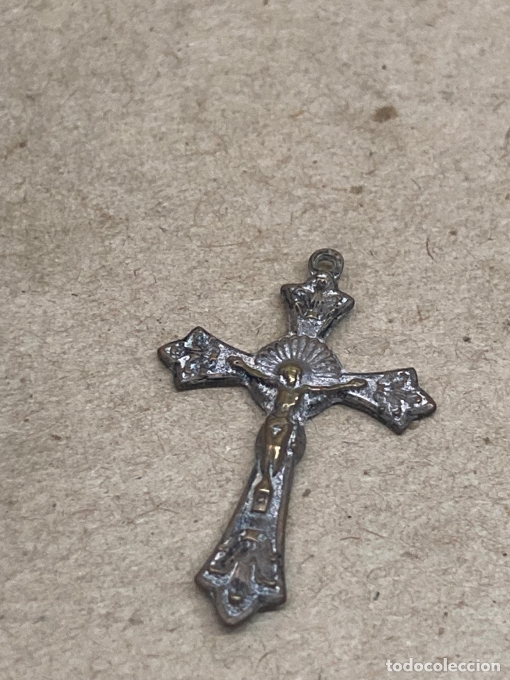 Antig&uuml;edades: Cruz de metal - Foto 1