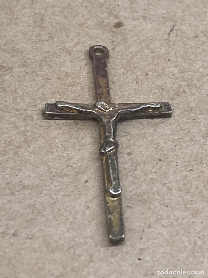 Antig&uuml;edades: Cruz de metal - Foto 1