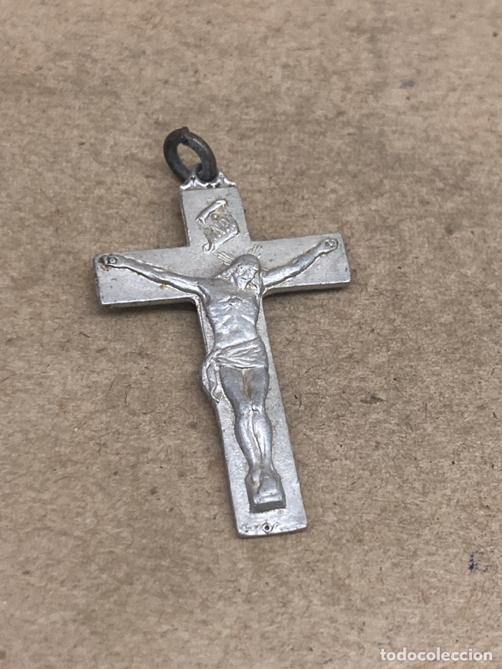 Antig&uuml;edades: Cruz de metal - Foto 1
