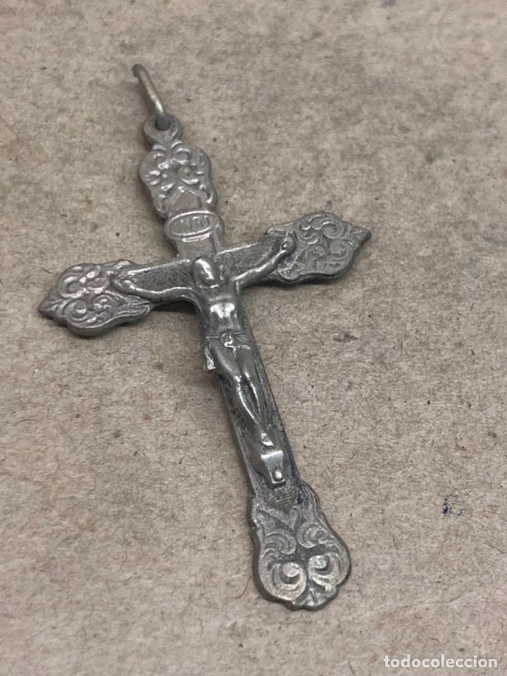 Antig&uuml;edades: Cruz de metal - Foto 1
