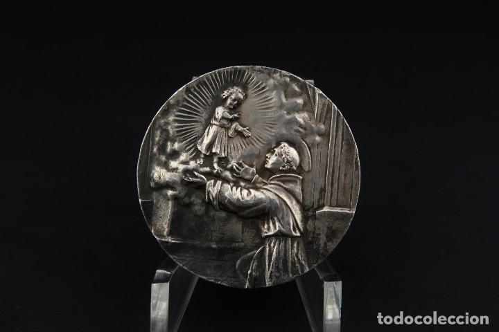 Antig&uuml;edades: Antigua Medalla Religiosa de Plata - Foto 1