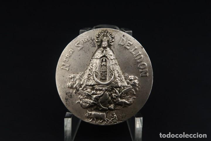 Antig&uuml;edades: Antigua Medalla Religiosa de Plata - Foto 1