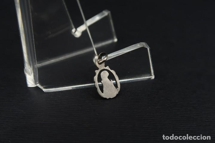 Antig&uuml;edades: Antigua Medalla Religiosa de Plata - Foto 3